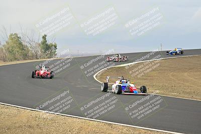 media/Jan-26-2025-CalClub SCCA (Sun) [[cfcea7df88]]/Group 2/Race/